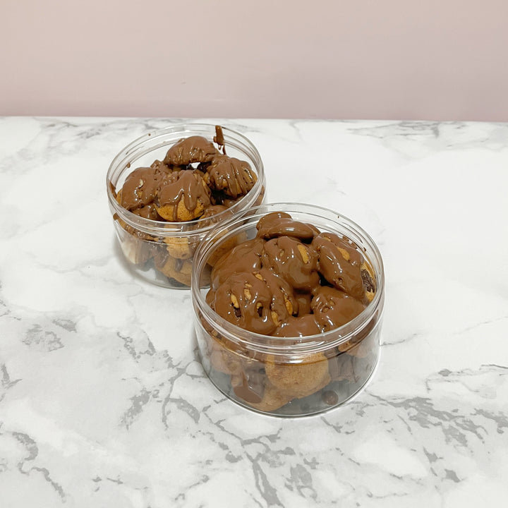 Cookies with Melted Chocolate